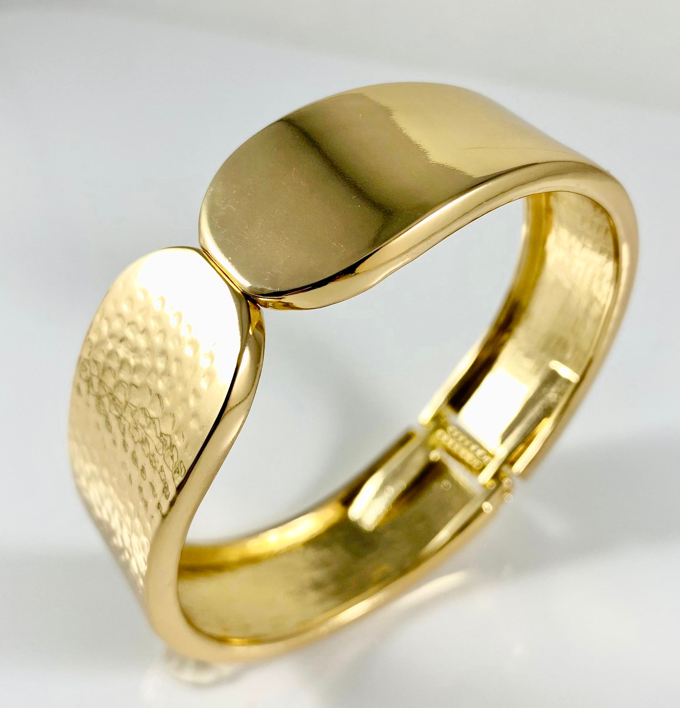 Bracciale rigido alto