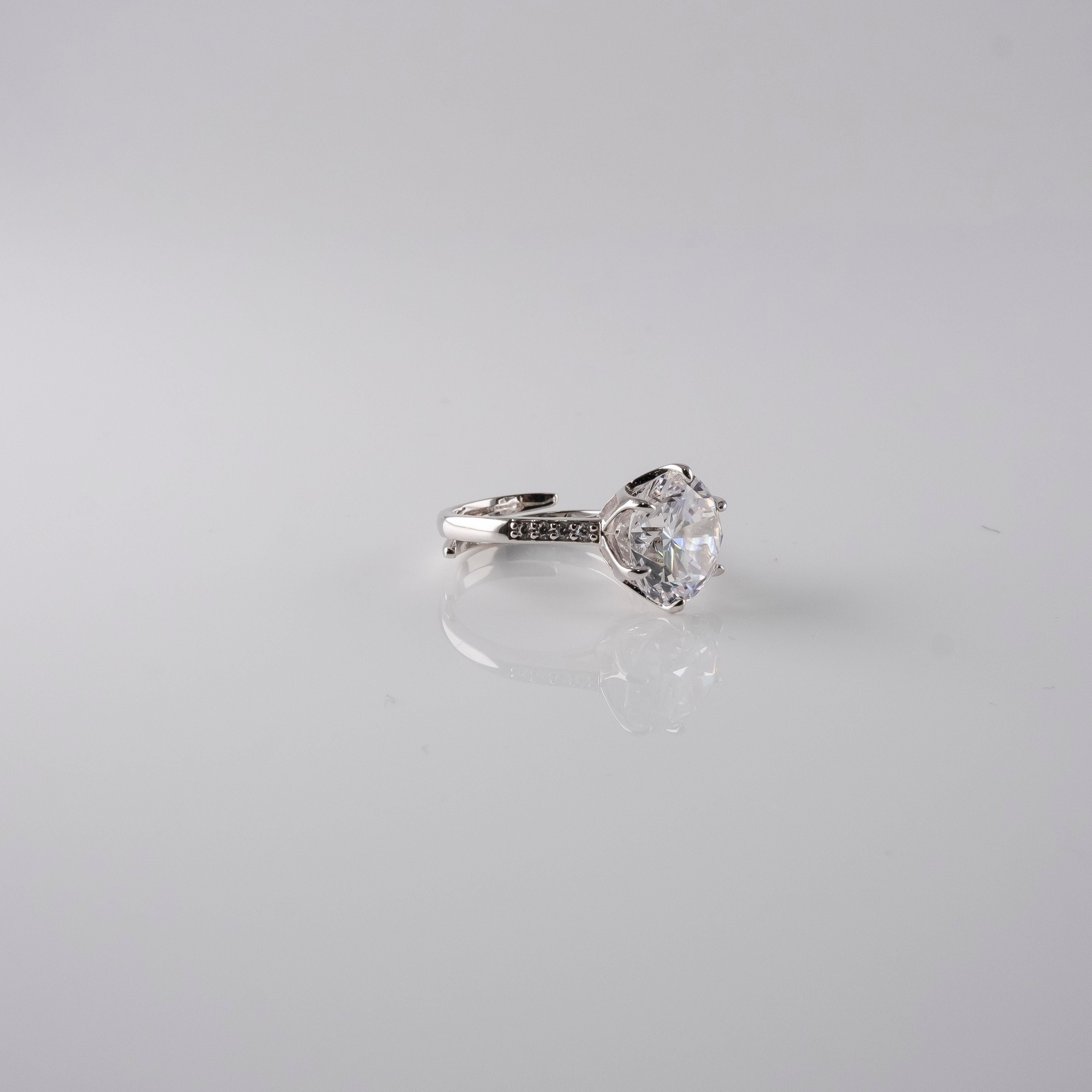 Anello Solitario Medio