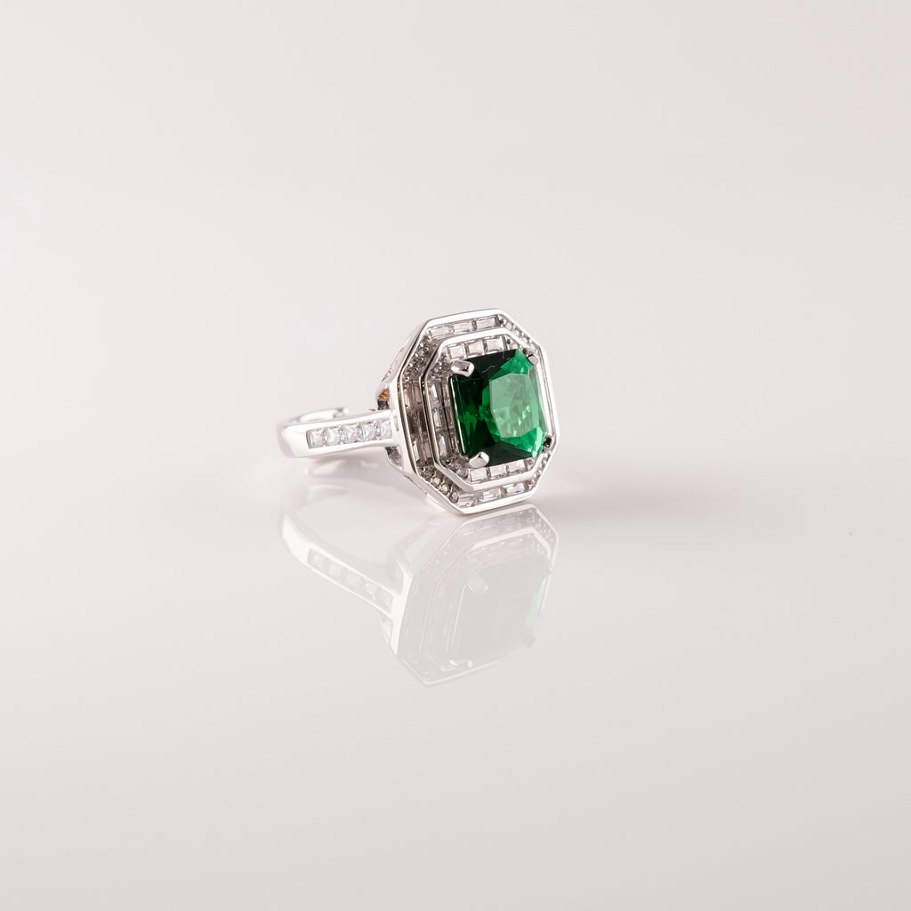 Anello Carré Elegante