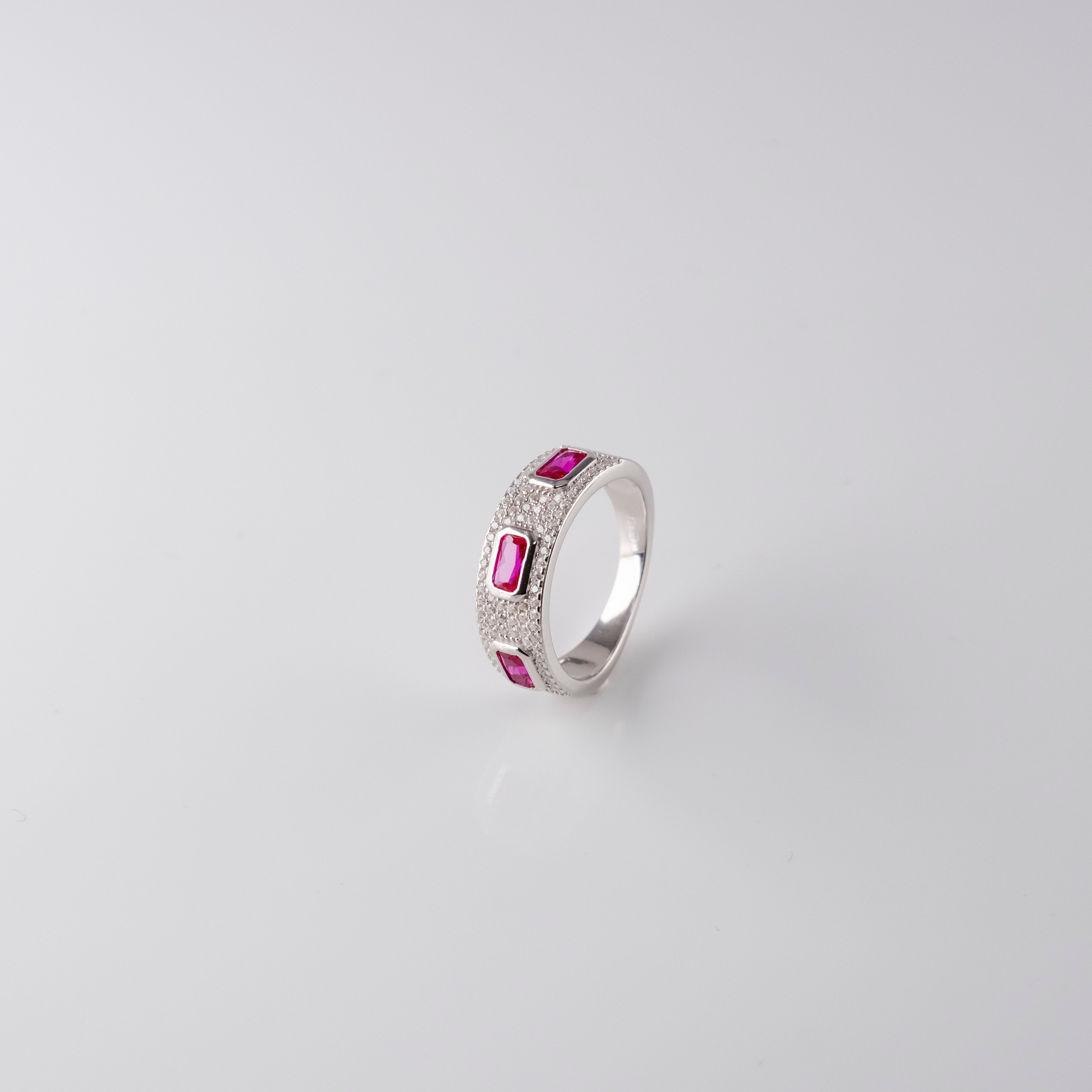 Anello Carré e Pavè