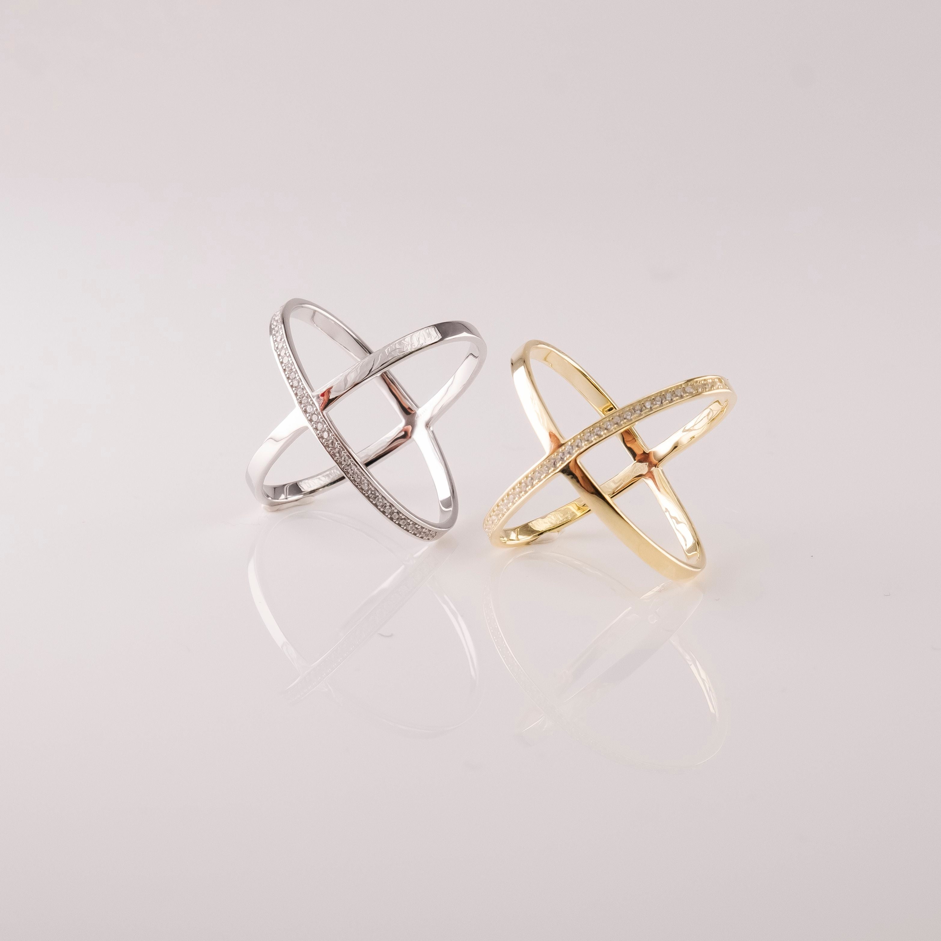 Anello Atomo e Pietre