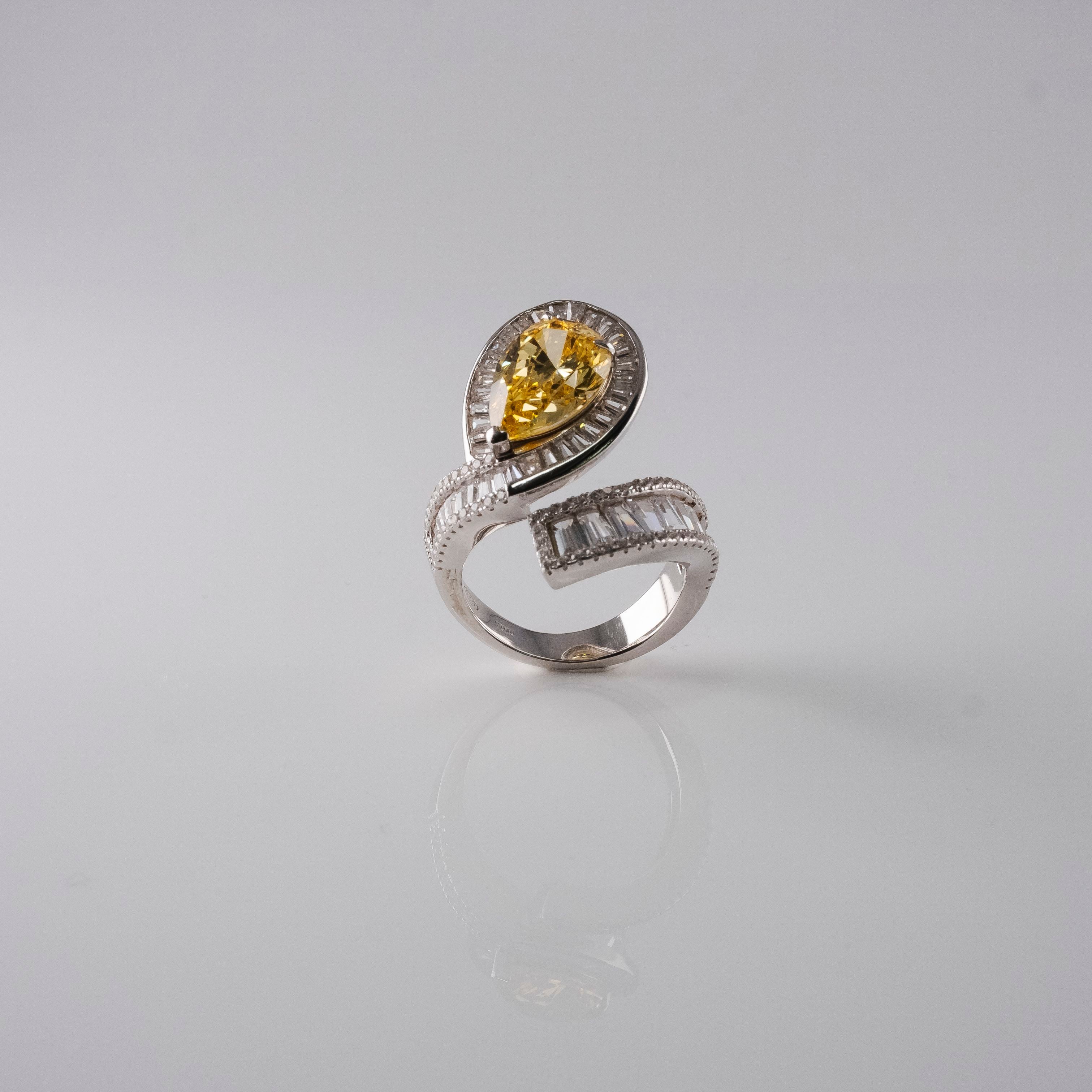 Anello Spirale Goccia