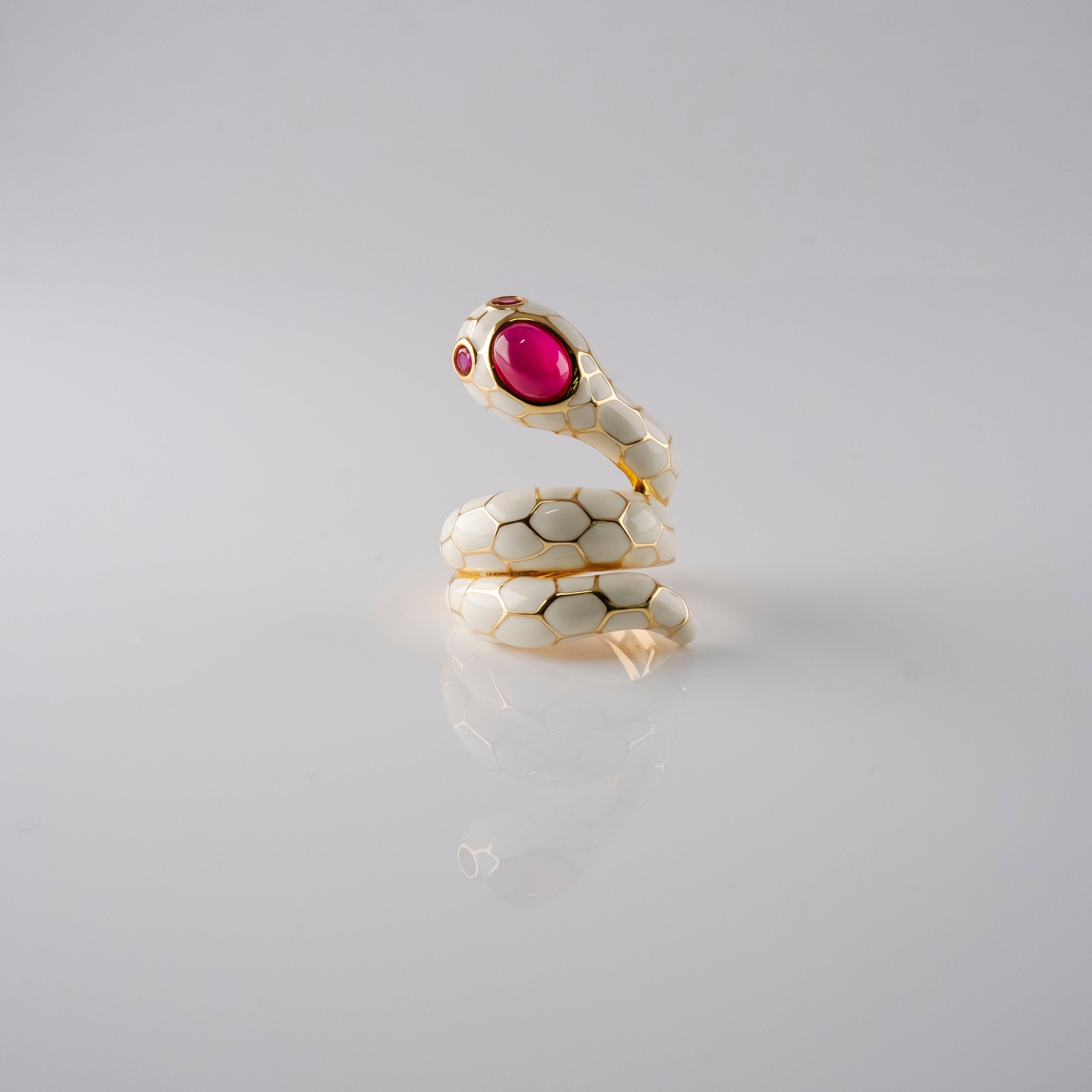 Anello Serpente Smaltato Con Rubino