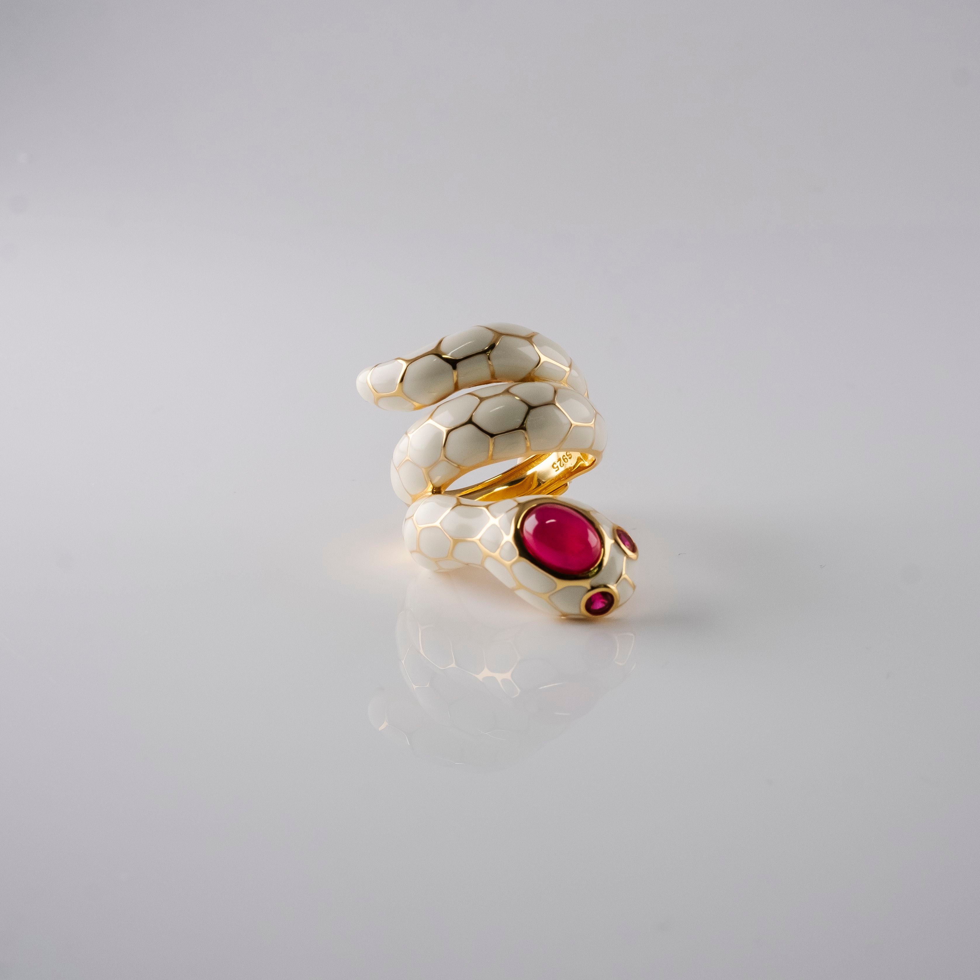 Anello Serpente Smaltato Con Rubino