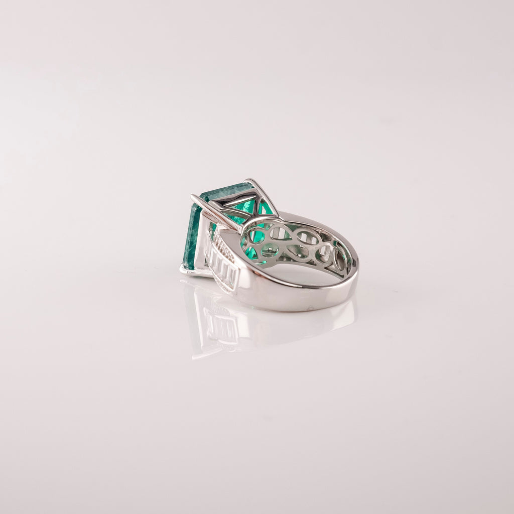 Anello Taglio Smeraldo Grande