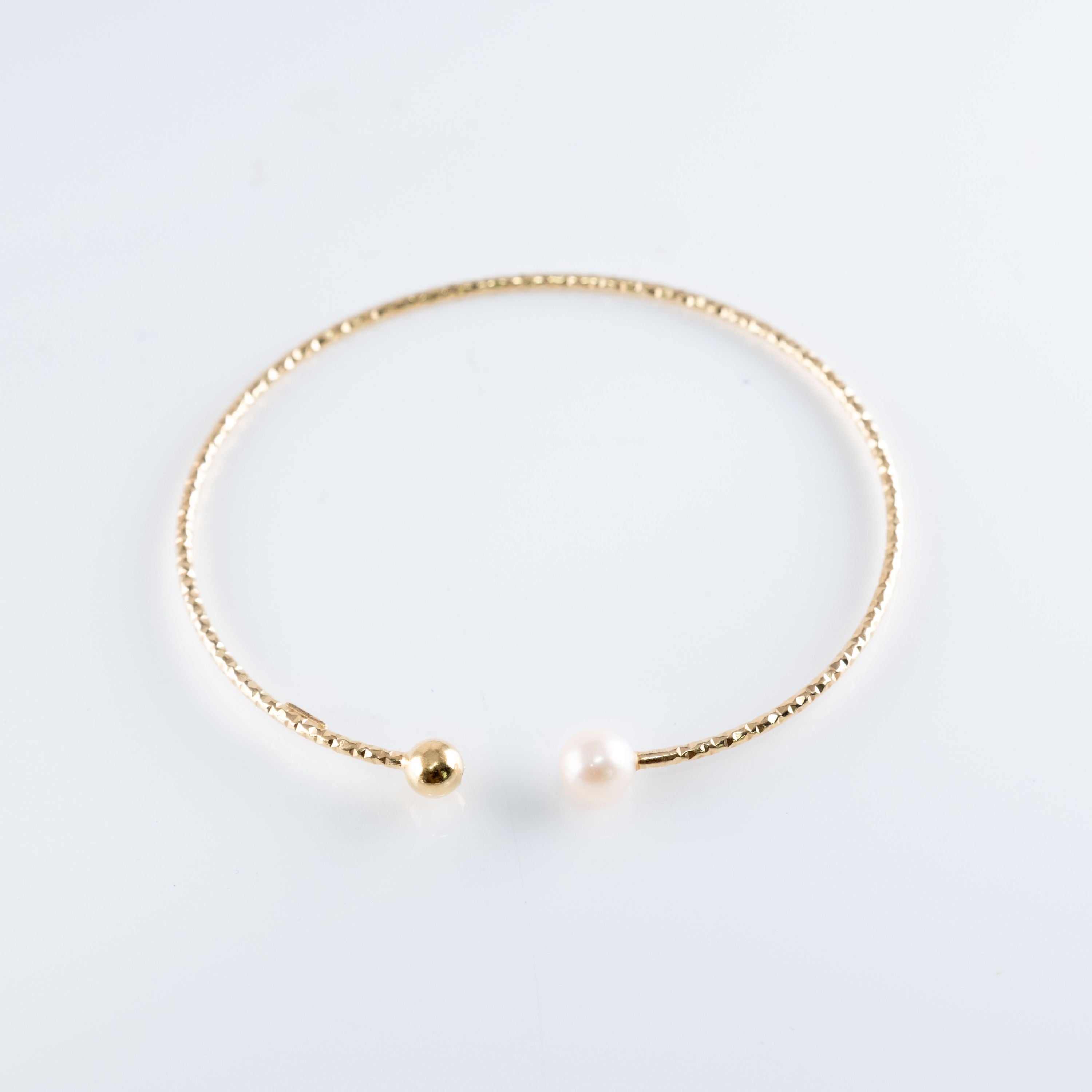 Bracciale Perla Semi-Rigido Circolare