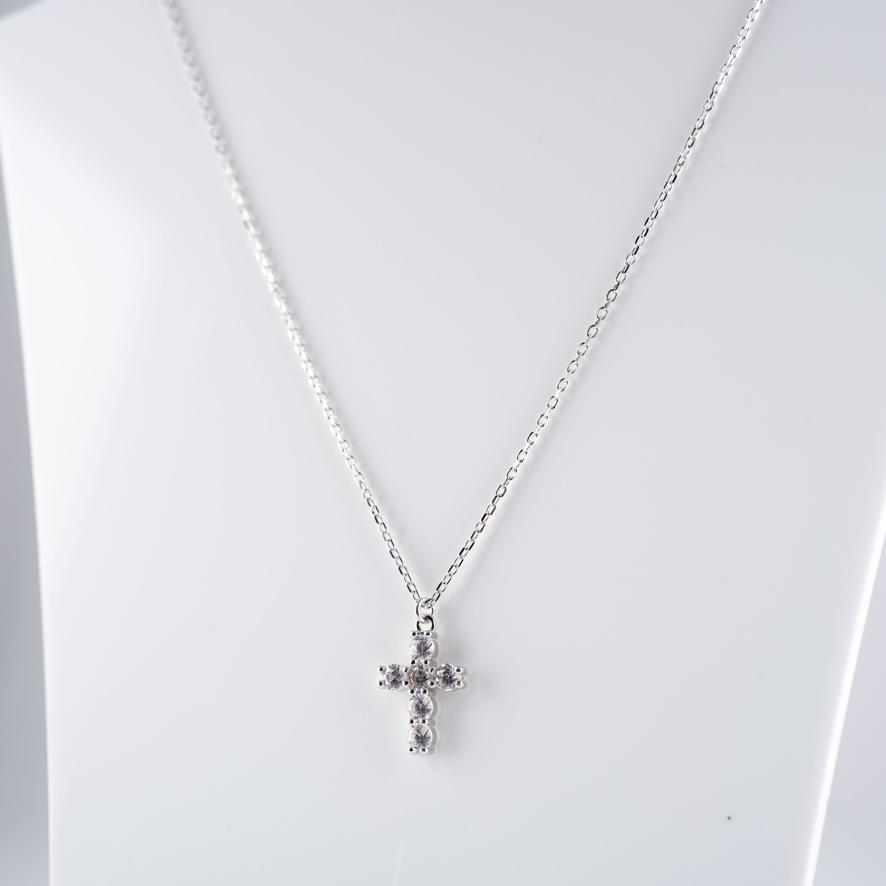 Collana Croce Pietre