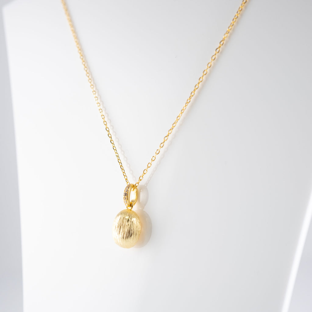 Striped Oval Necklace