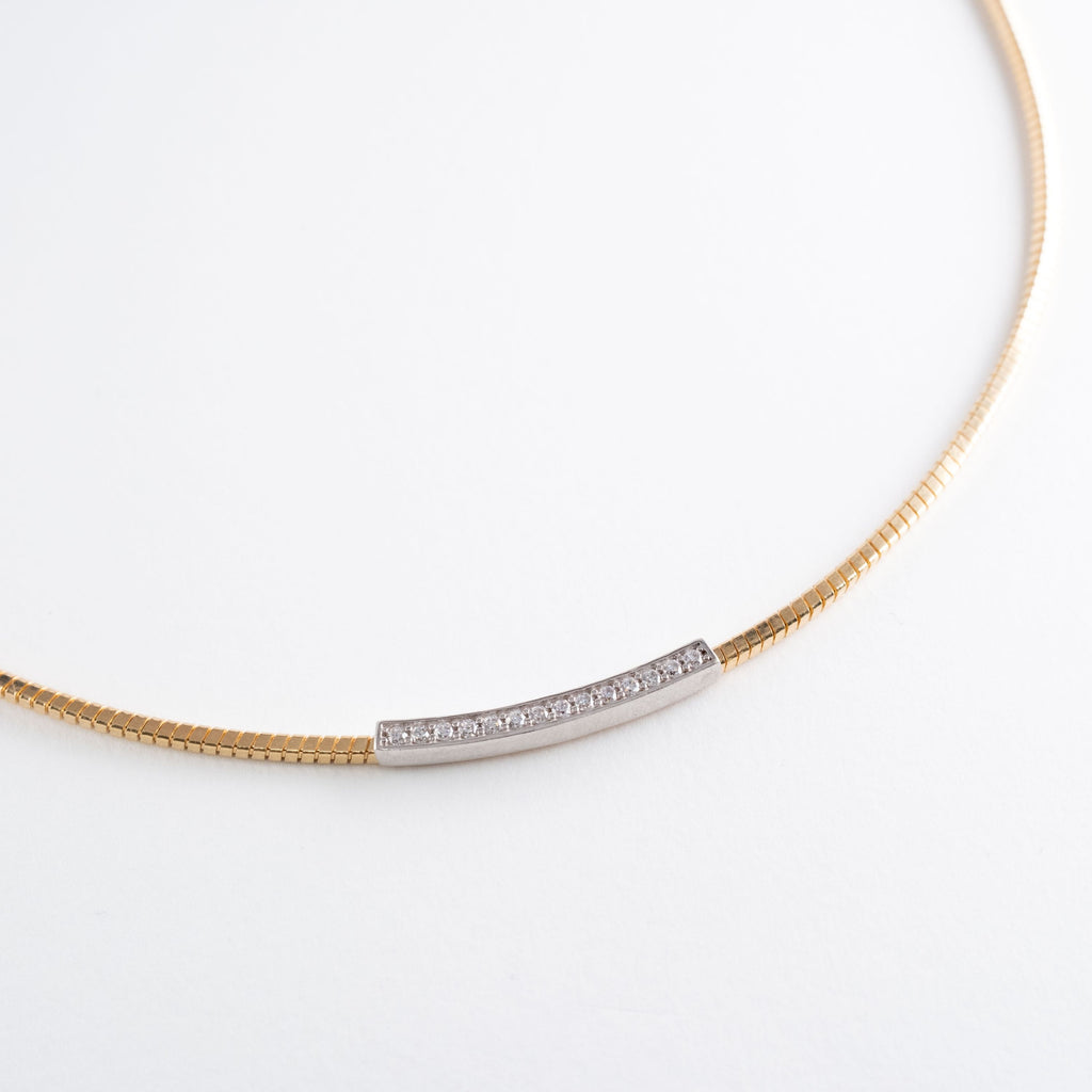 Collana Morbida Circolare Con Pietre Centrali