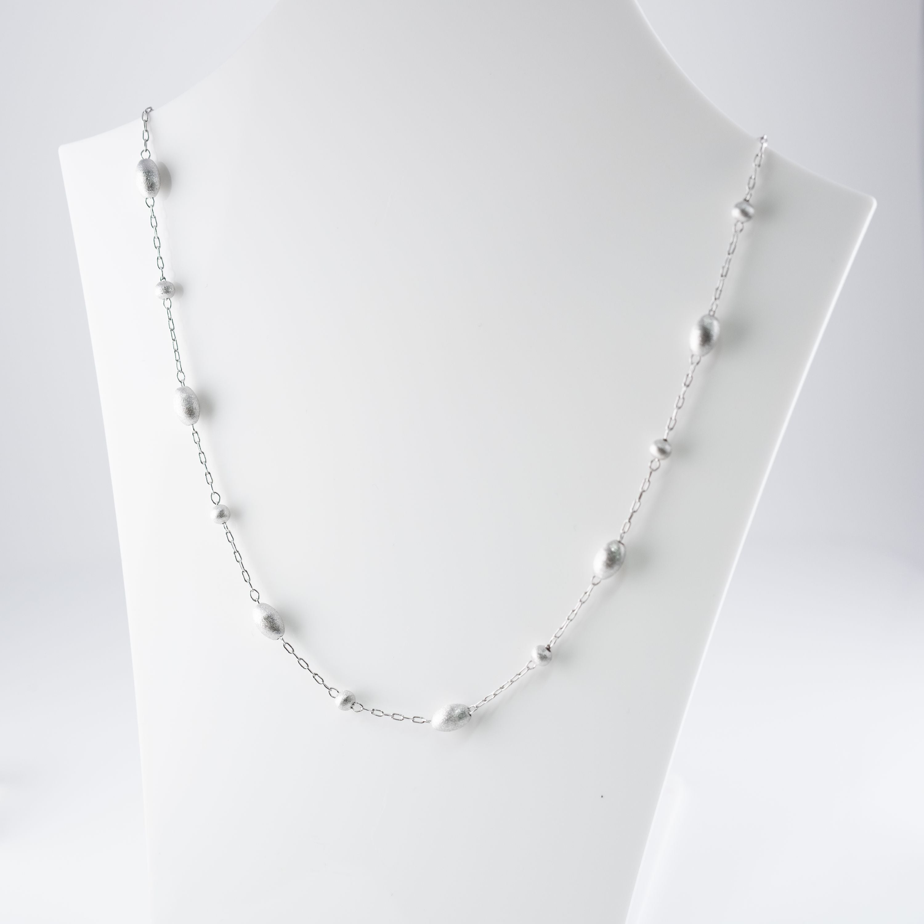 Collana Piccoli Ovali E Cerchi Striati