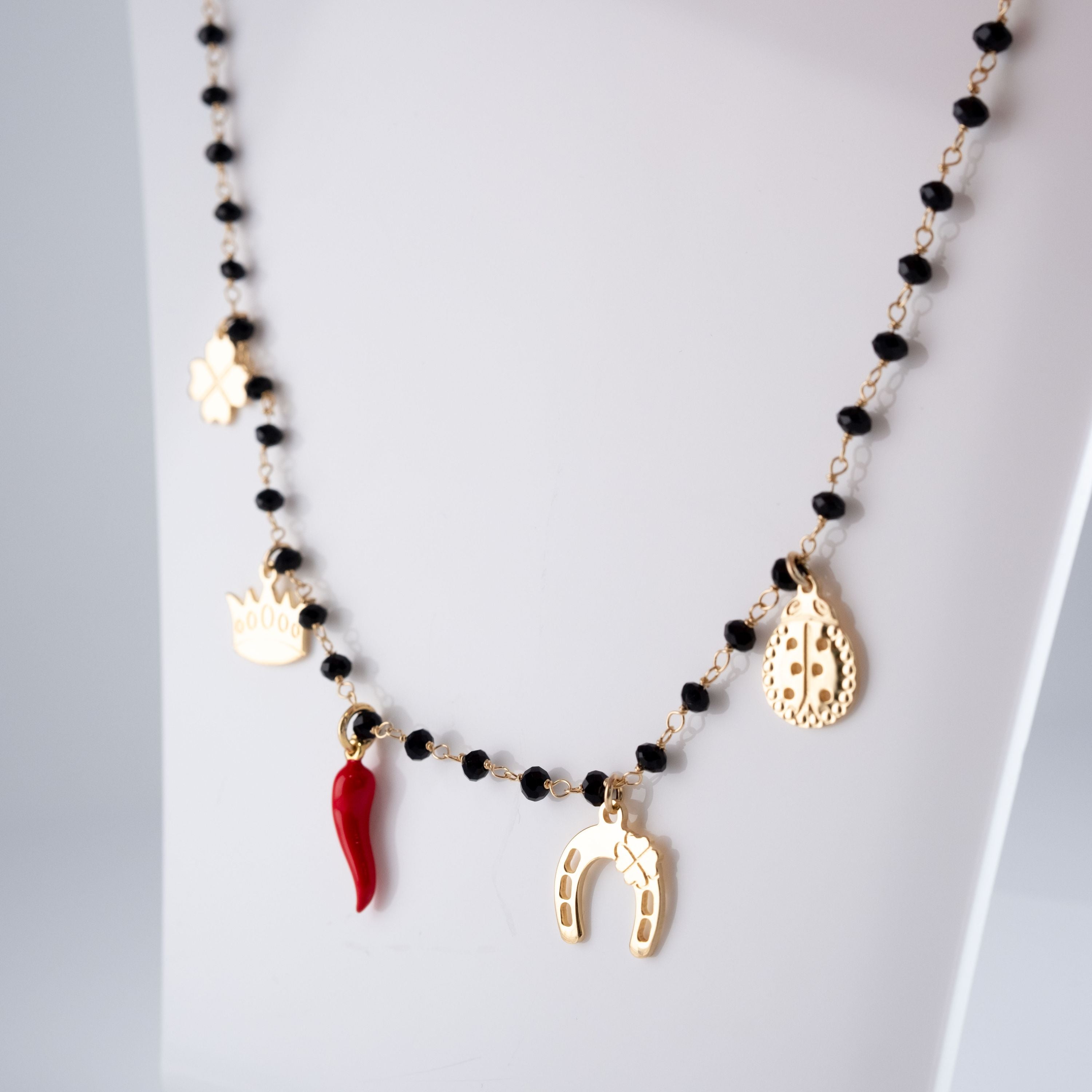 Collana Perline Nere Portafortuna