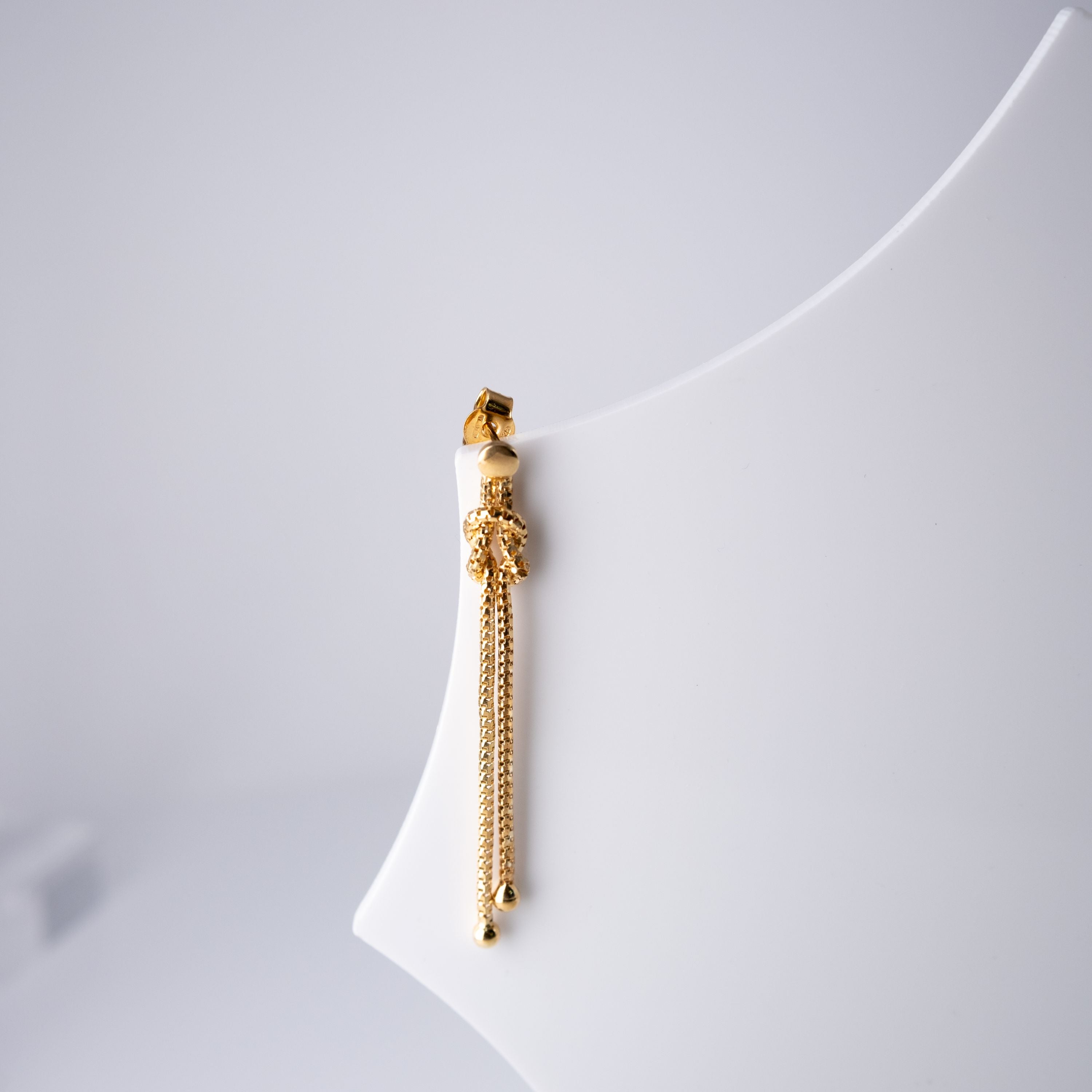 Orecchini Finissimi Con Nodo