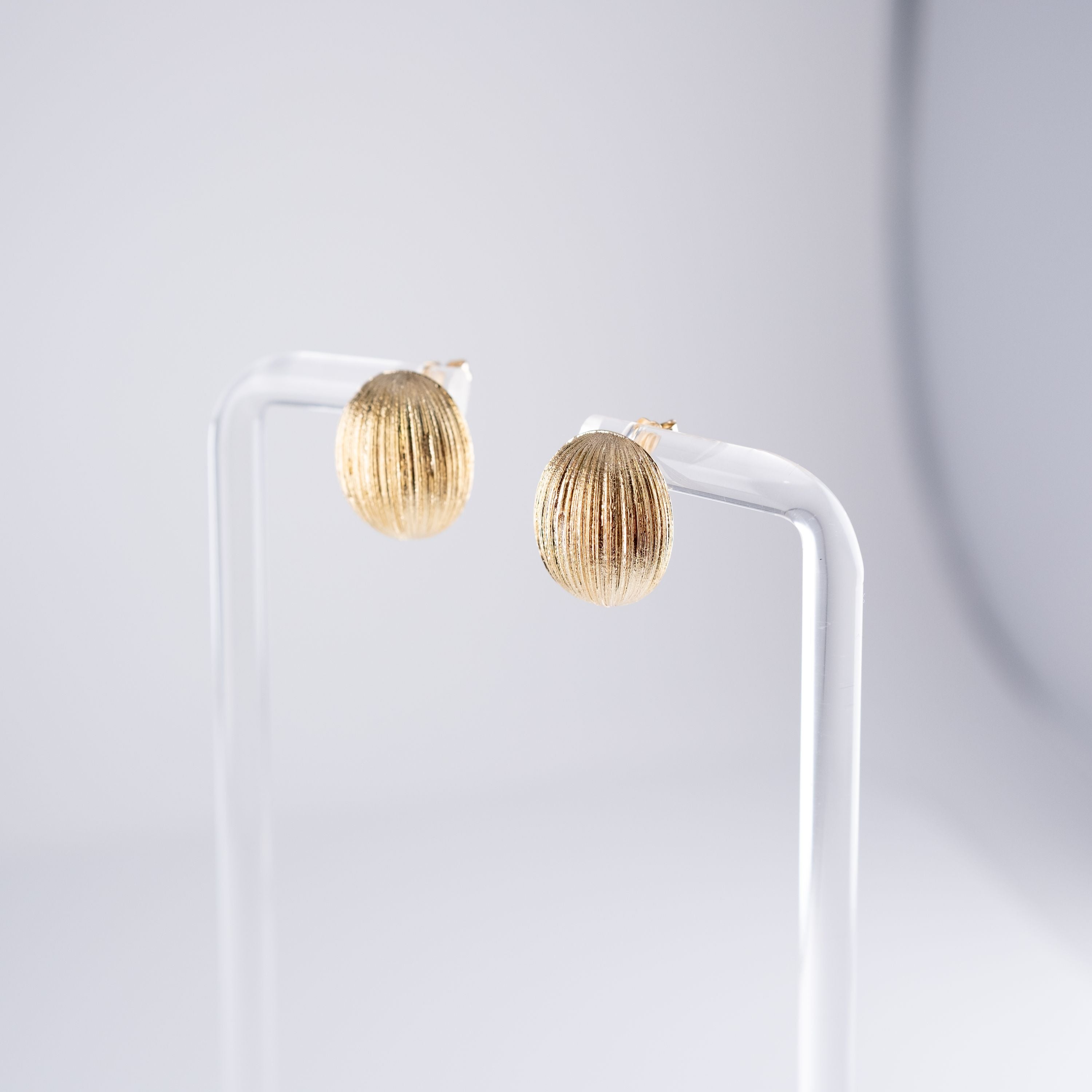 Orecchini Palline Pietre A Metà