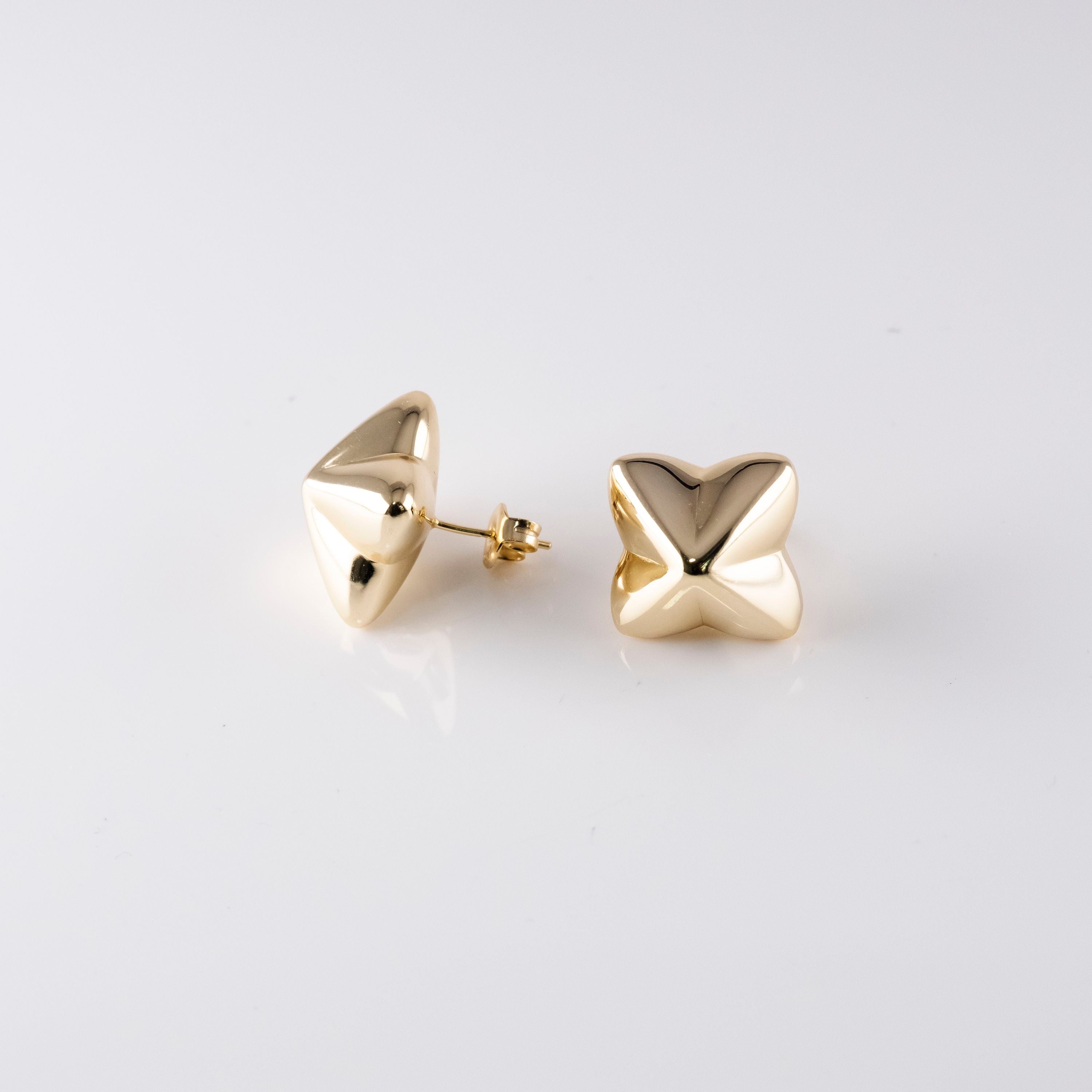 Orecchini Stella Bombata