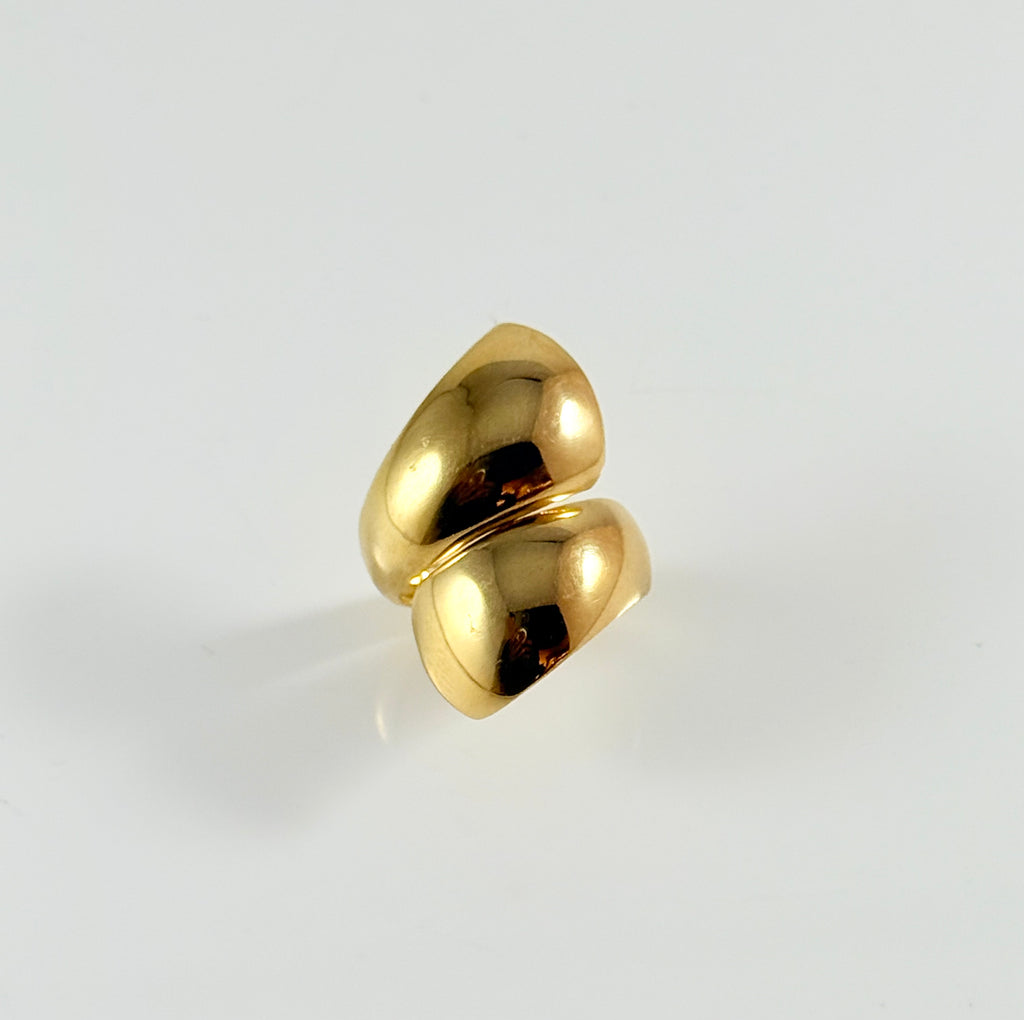 Polished "contarié" ring