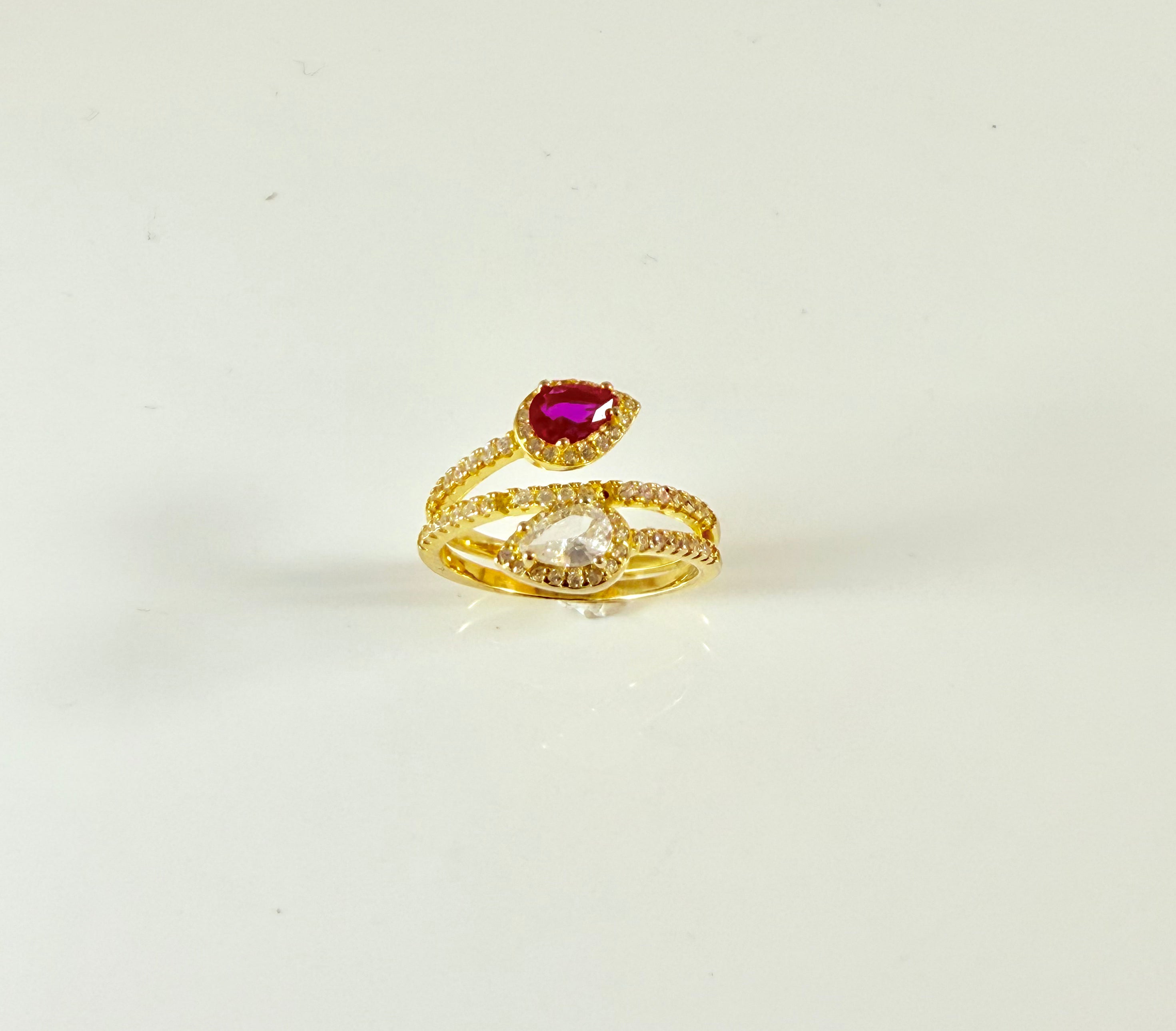 Anello contrarié pietre colorate