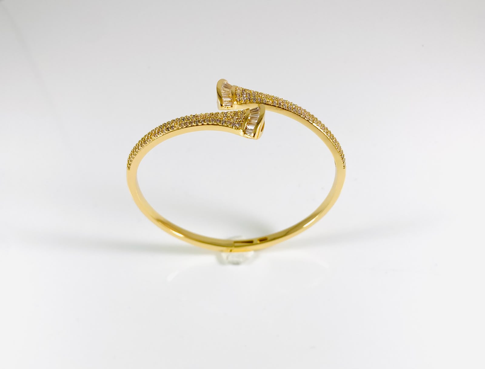 Bracciale rigido zirconato contrariè