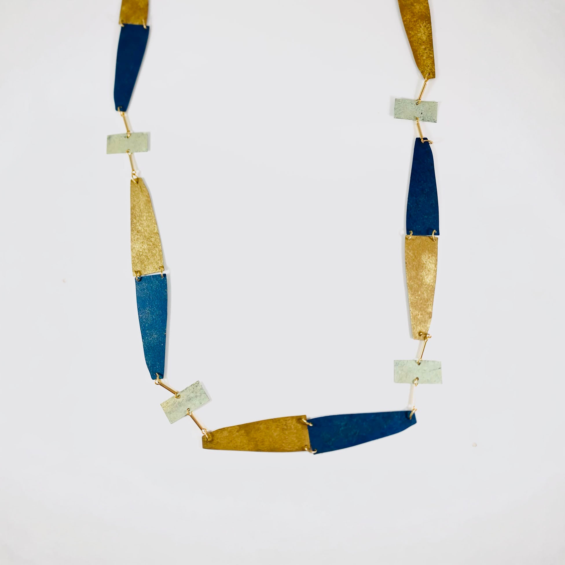 Collana forme blu multifilo lunga